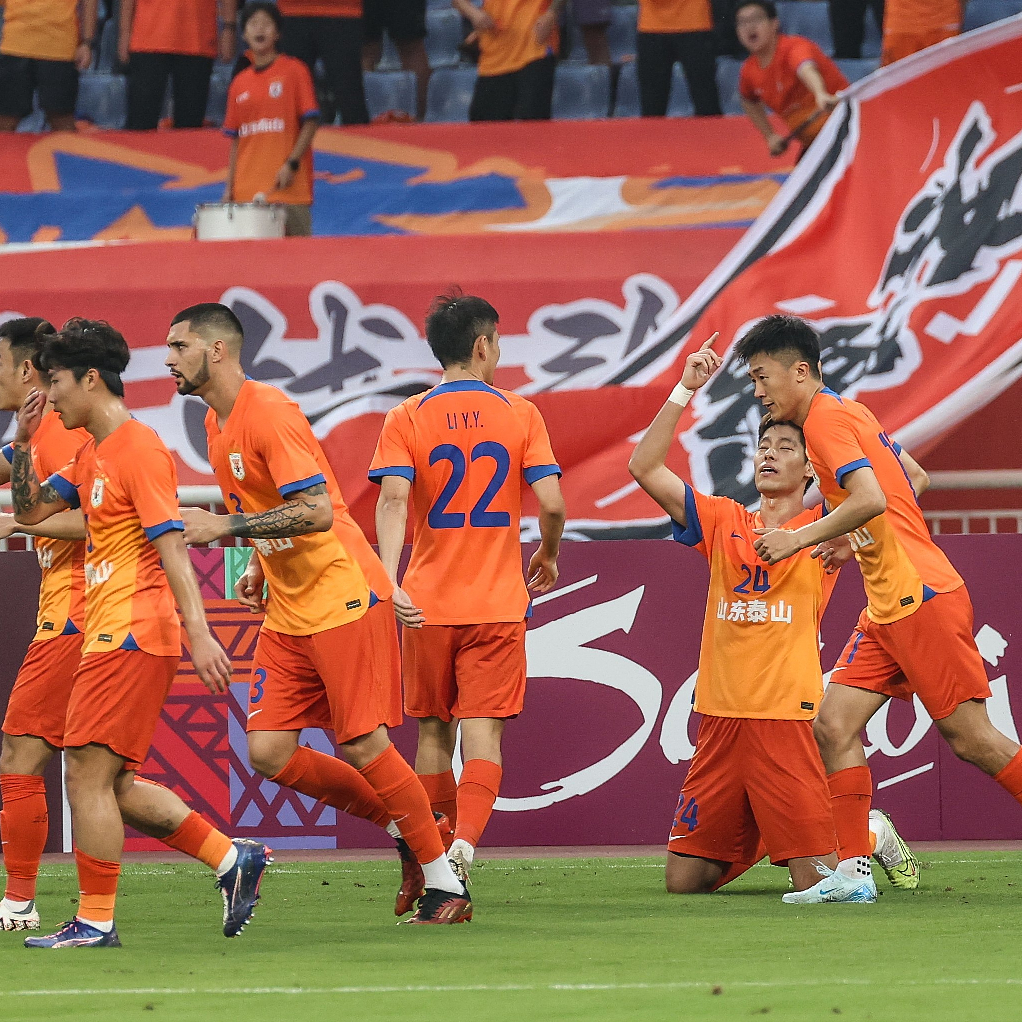 国际比赛日武汉三镇备战亚冠；遗憾出局细节曝光；话题不断；资深球员宣示担当 -南宫平台