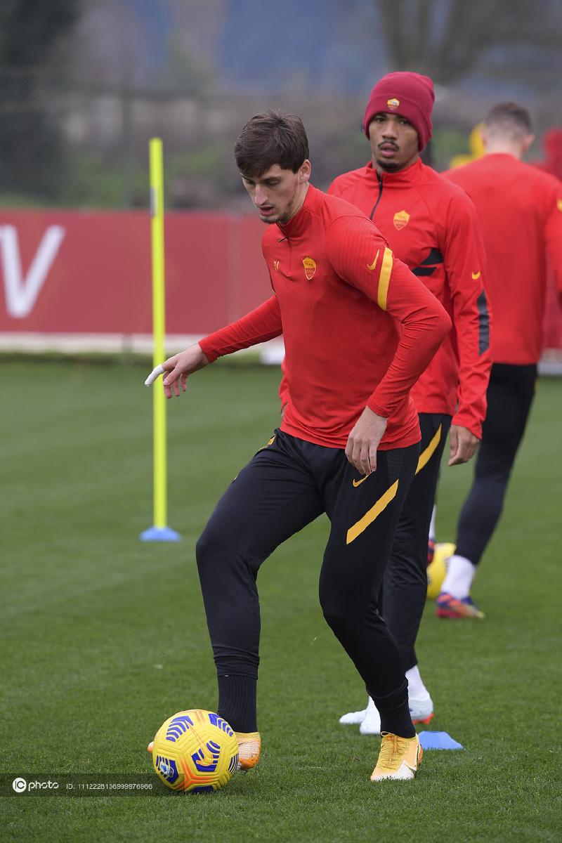 包含加时末段体能课后，阿贾克斯豪取连胜备战意甲，态度坚定，训练强度明显提升的词条-南宫官方入口