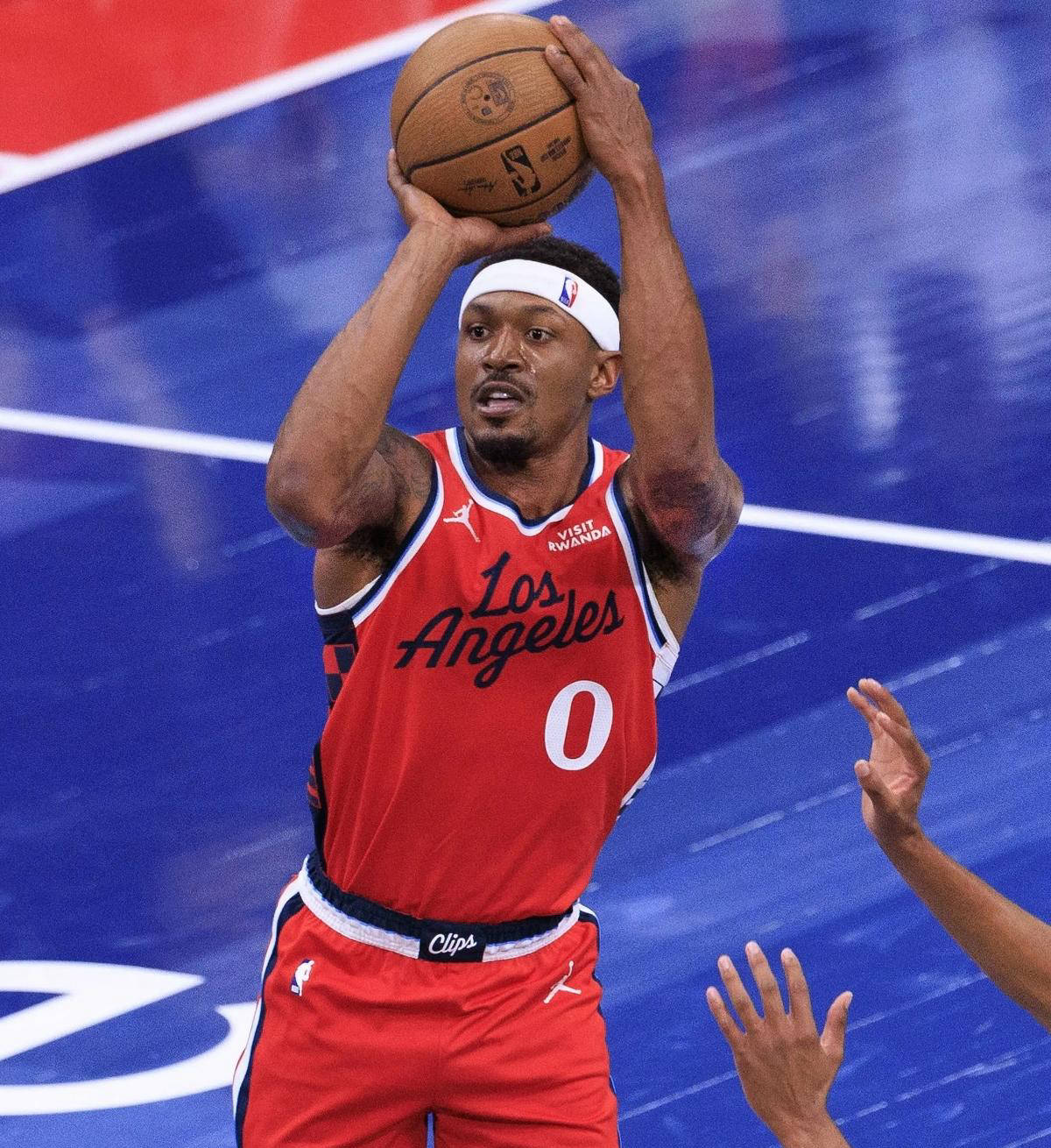 NBA总决赛倒计时，洛杉矶快船清晨遗憾出局，细节引发关注，媒体盛赞，年轻球员得到机会的简单介绍-南宫娱乐官网