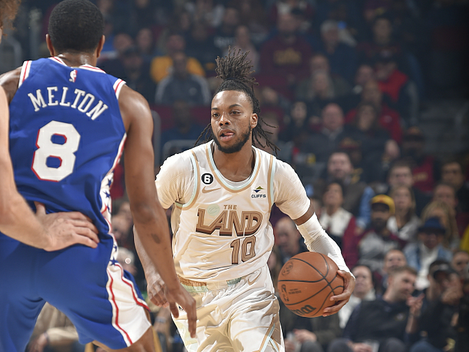 克里夫兰骑士训练开放日，加时末段造点机会引欢呼，NBA常规赛在即，轮换策略成焦点的简单介绍-南宫电竞